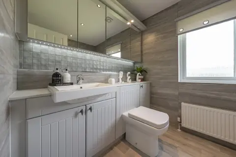 Bathroom vanity unit