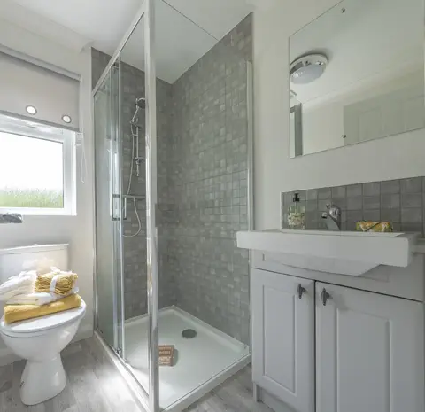 Ensuite shower room