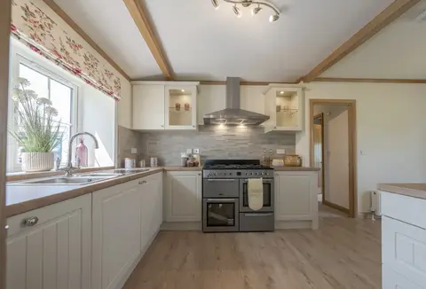 Kitchen with range cooker