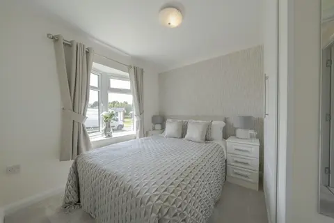 Guest bedroom