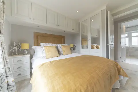Guest bedroom