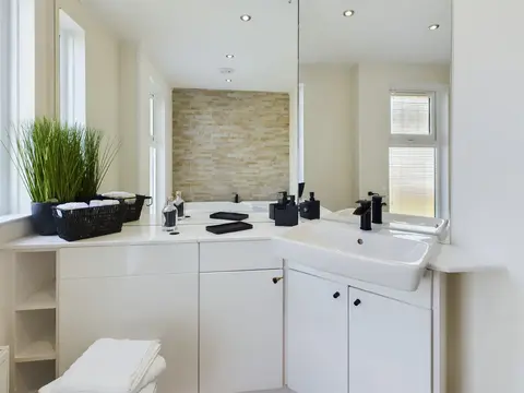 Bathroom vanity unit